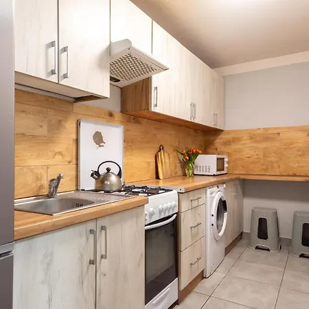 Najtansze Gorna 27 Hostel *