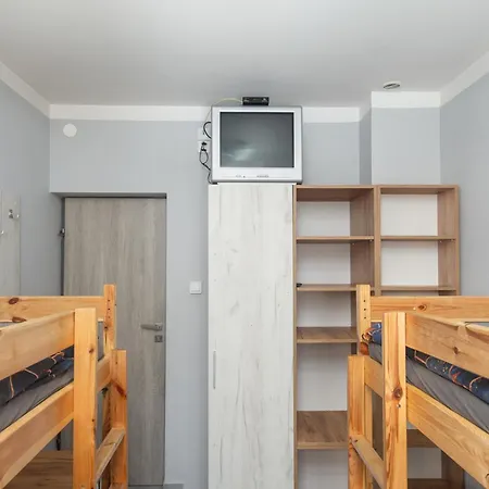 Najtansze Gorna 27 Hostel *