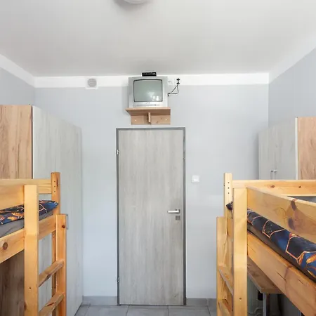 Najtansze Gorna 27 Hostel *
